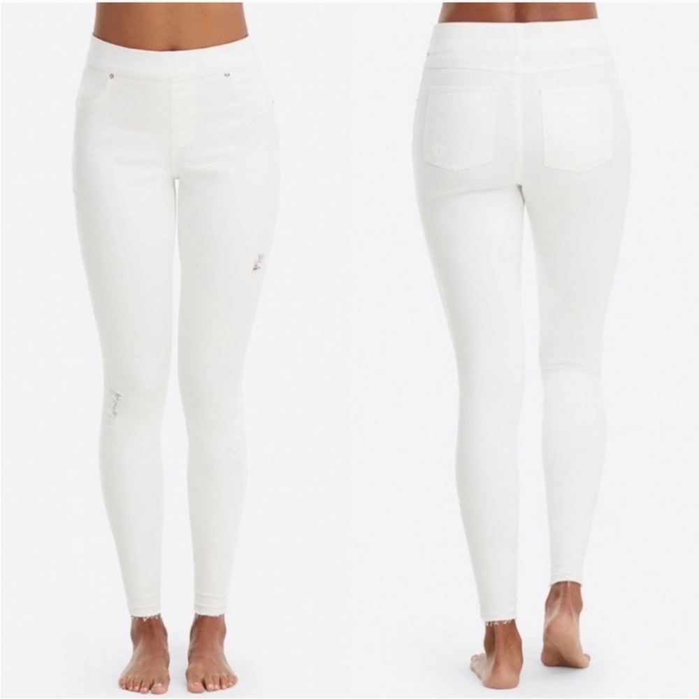 NWT $128 SPANX Distressed White Skinny Jeans Jeanish flatter fit Medium